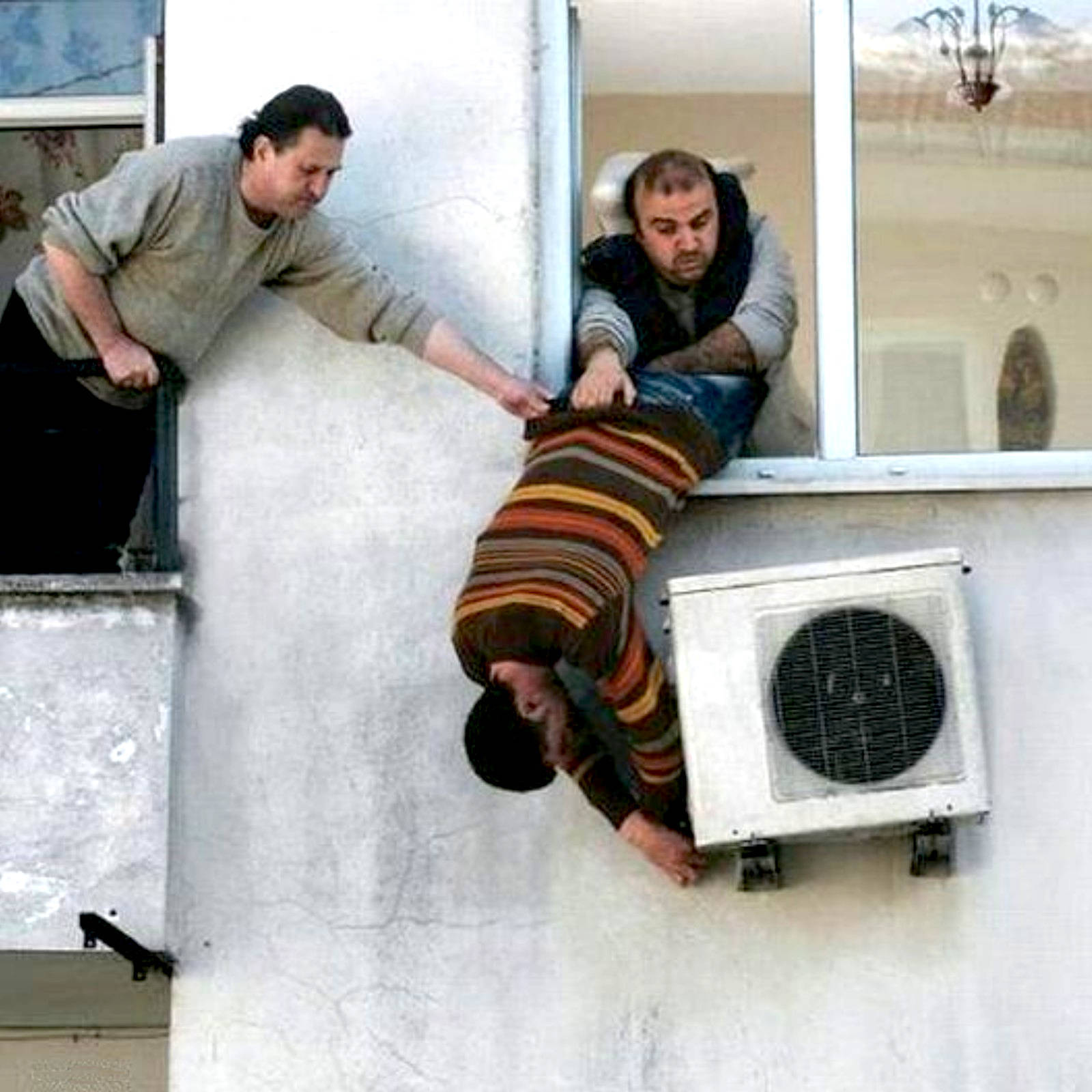 بهترین نمایندگی تعمیر کولر گازی مجیک